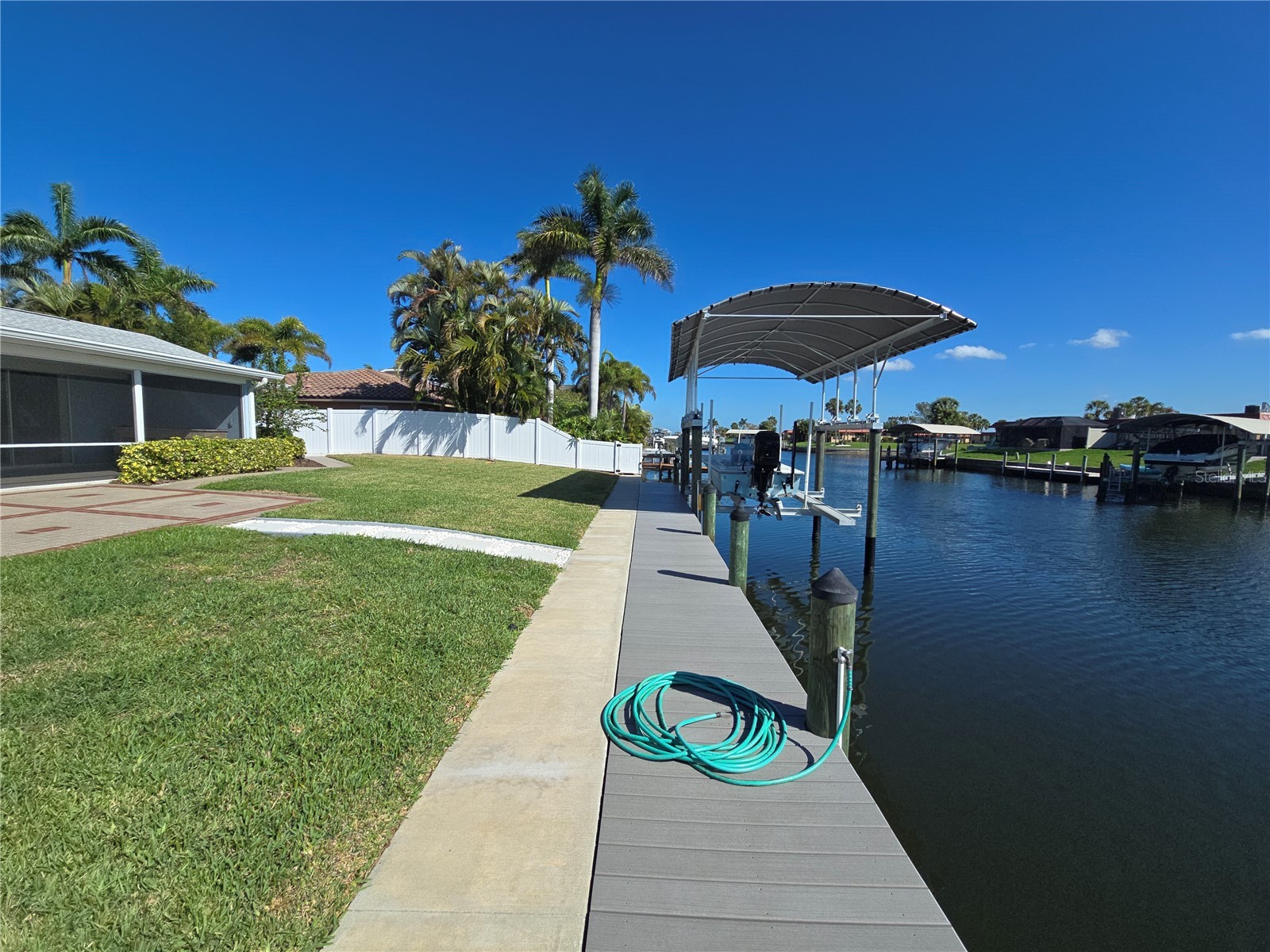 4007 Royal Palm Drive Bradenton FL 34210 - SAN REMO CANAL A4685691 image46