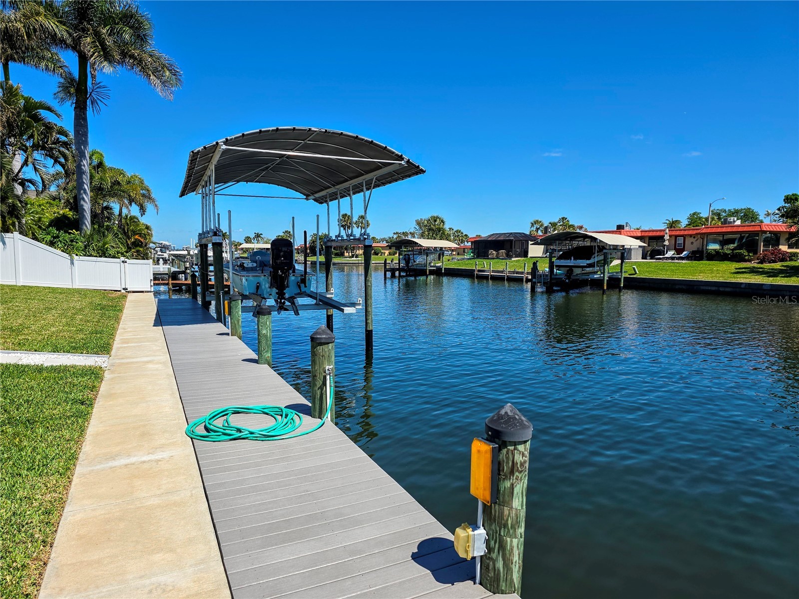 4007 Royal Palm Drive Bradenton FL 34210 - SAN REMO CANAL A4685691 image50