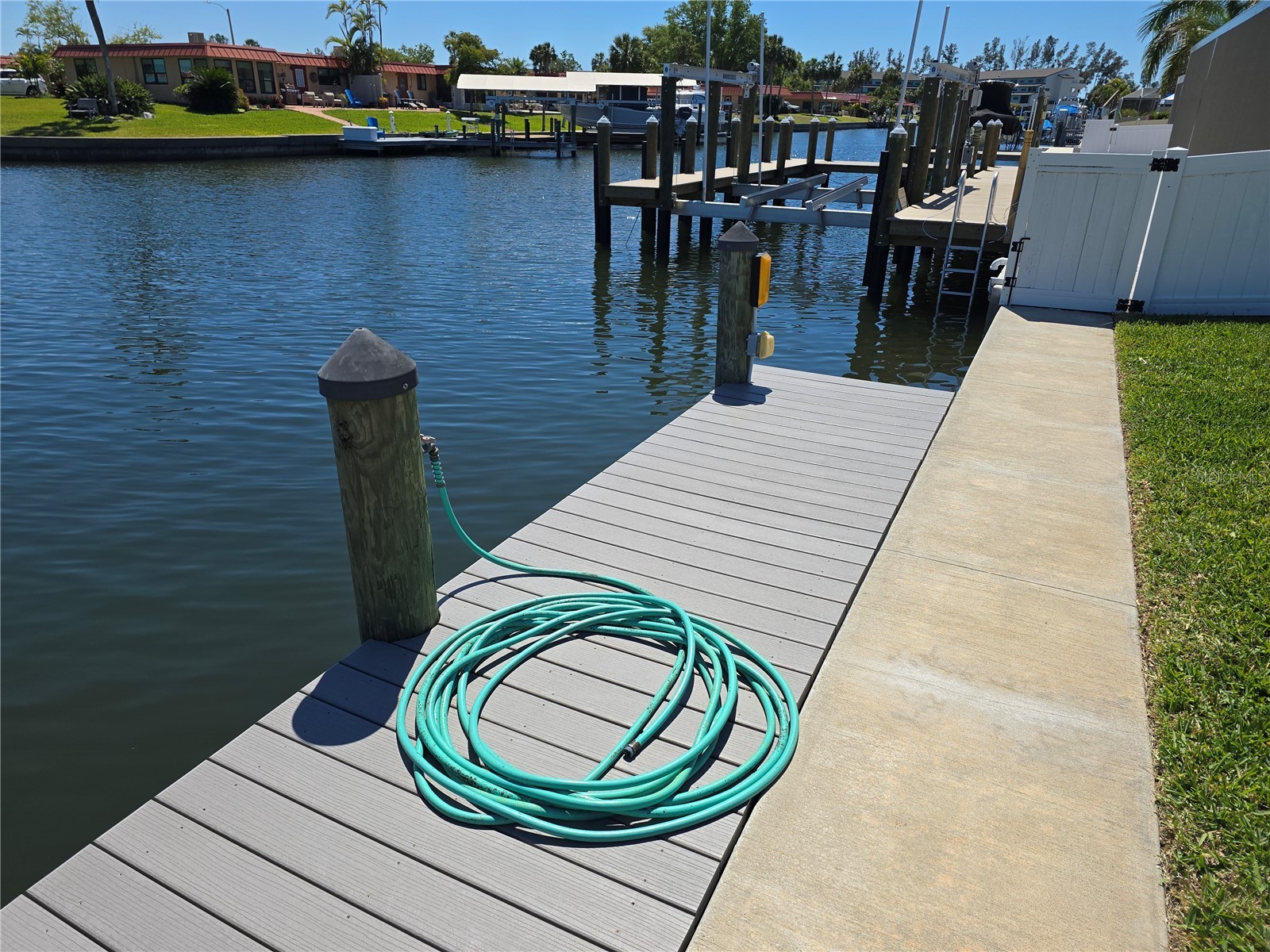 4007 Royal Palm Drive Bradenton FL 34210 - SAN REMO CANAL A4685691 image51
