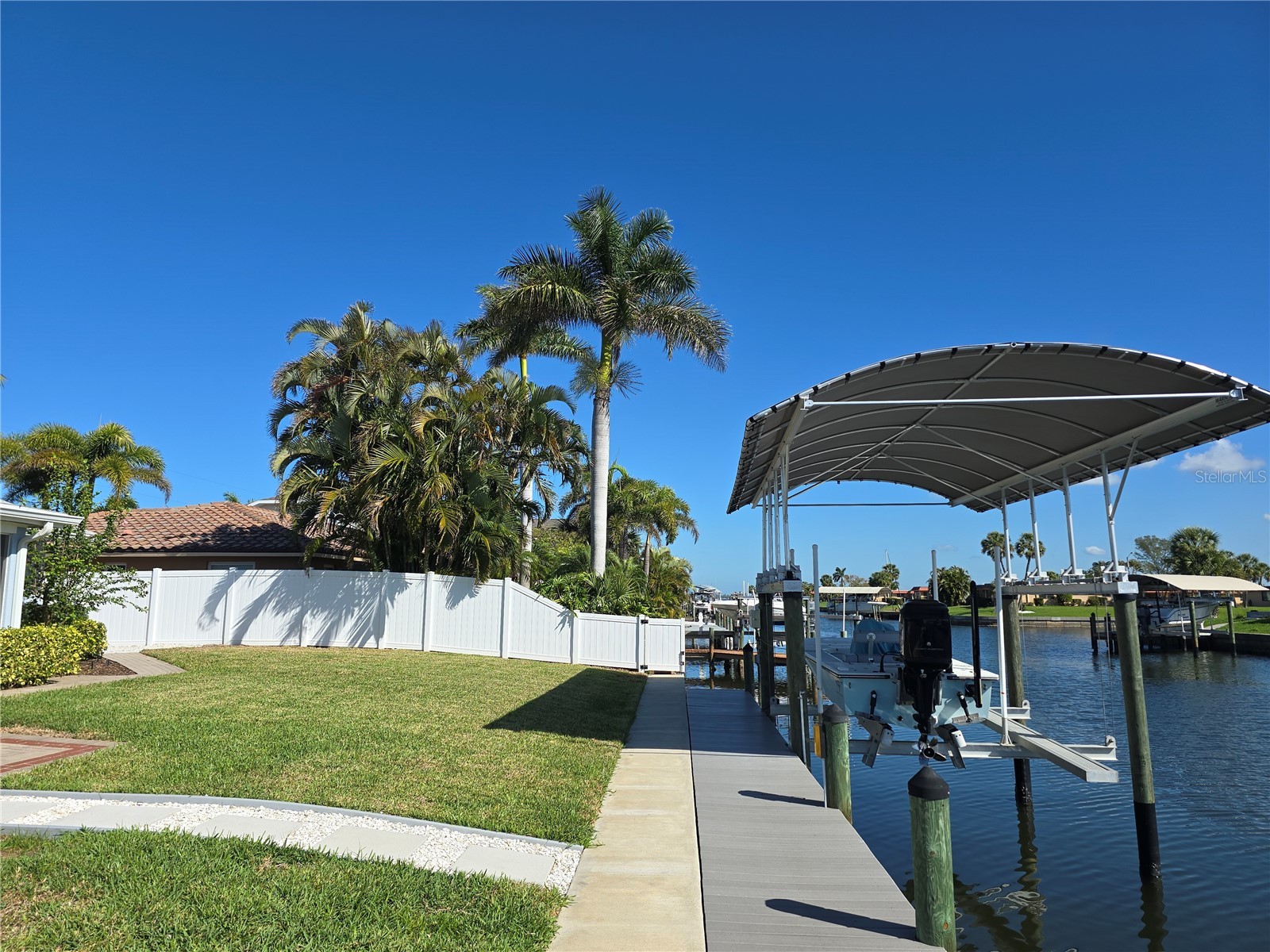 4007 Royal Palm Drive Bradenton FL 34210 - SAN REMO CANAL A4685691 image54