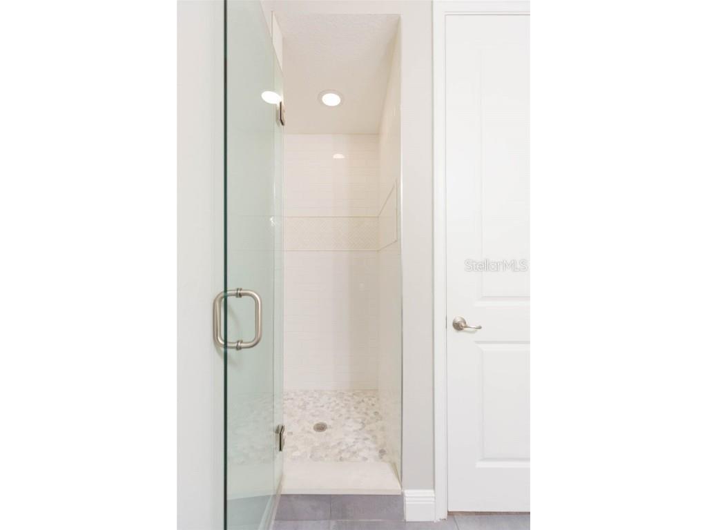 4007 W Gray Street Tampa FL 33609 TB8413494 image14