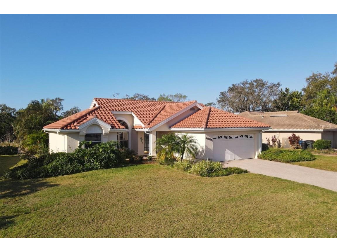 4008 72nd Avenue E Sarasota FL 34243 A4561764 image1