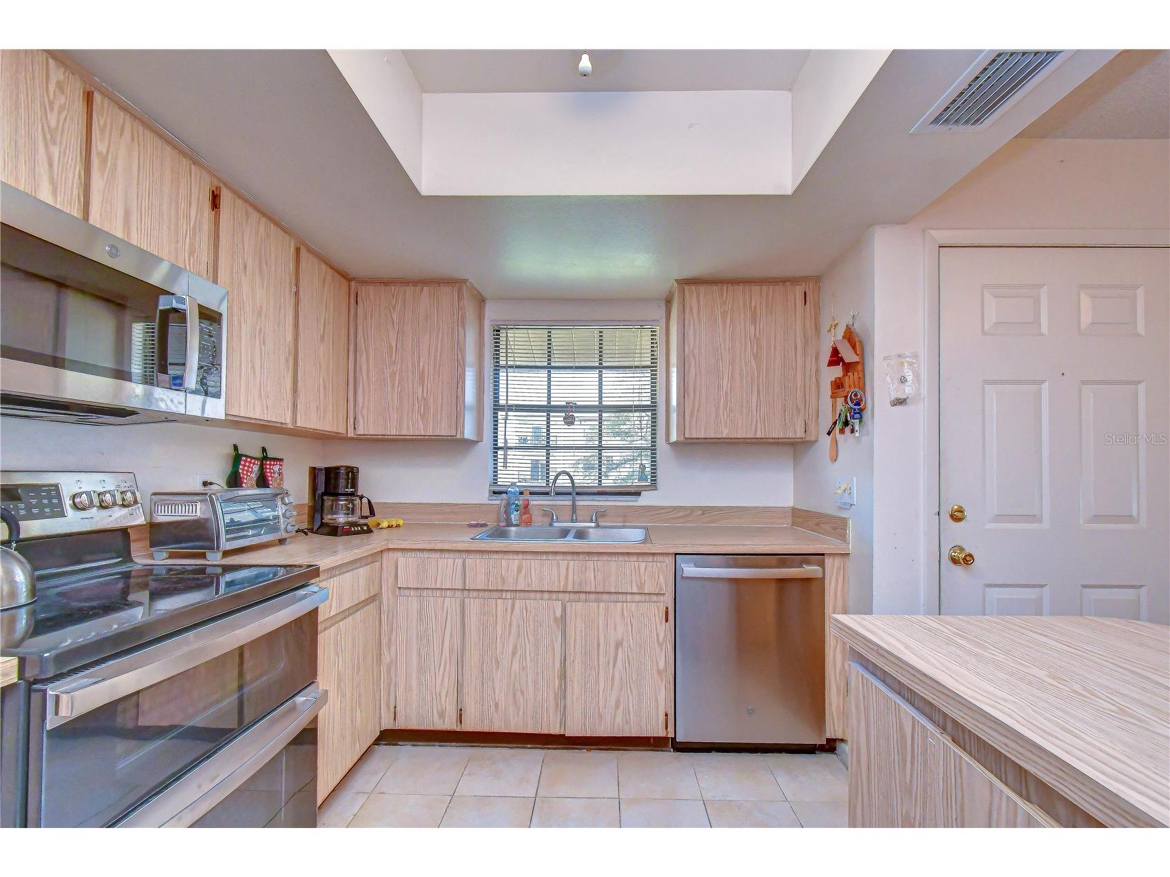4008 Ashford Green Place #F204 Tampa FL 33613 TB8517727 image7