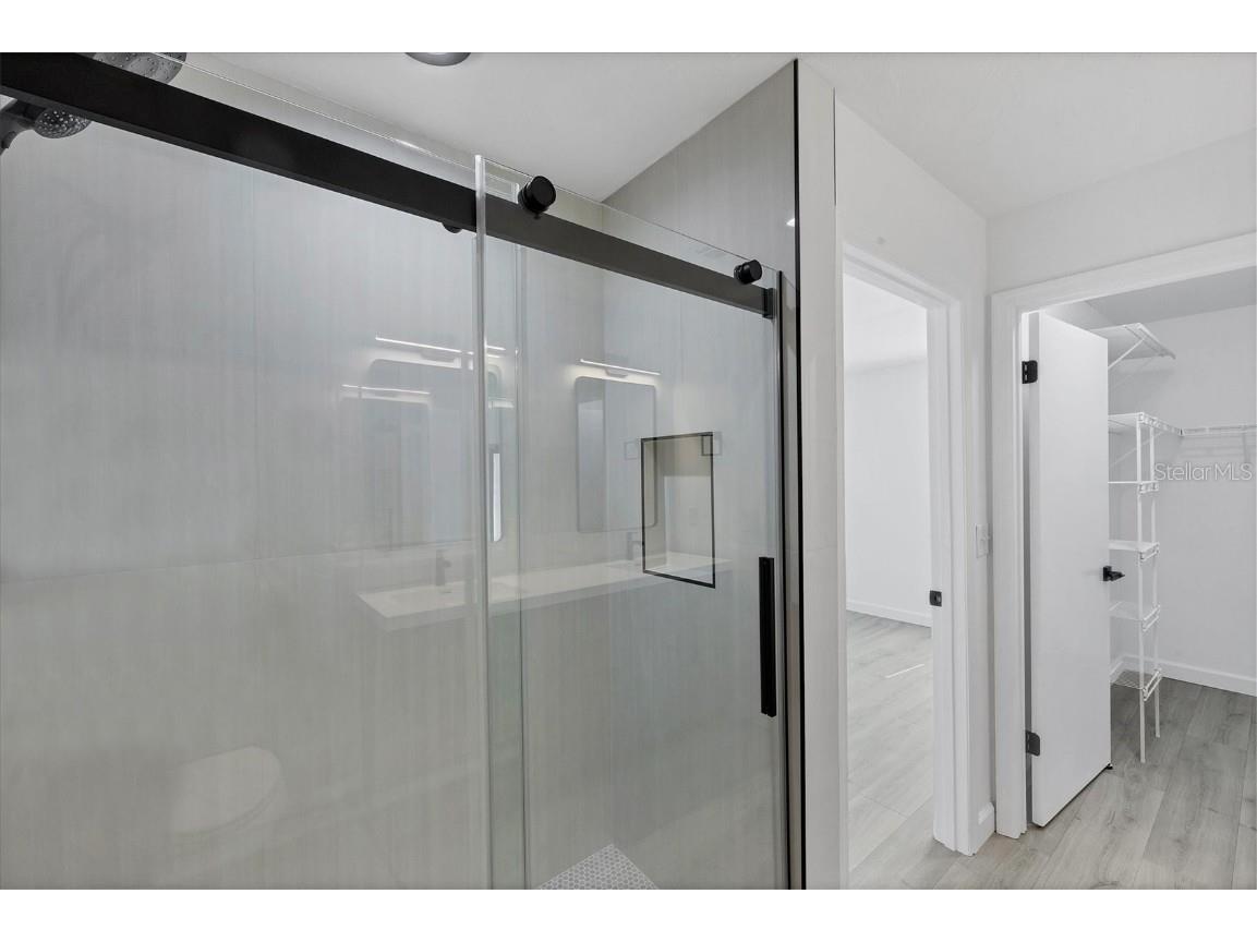 4008 Crockers Lake Boulevard #11 Sarasota FL 34238 A4666434 image16