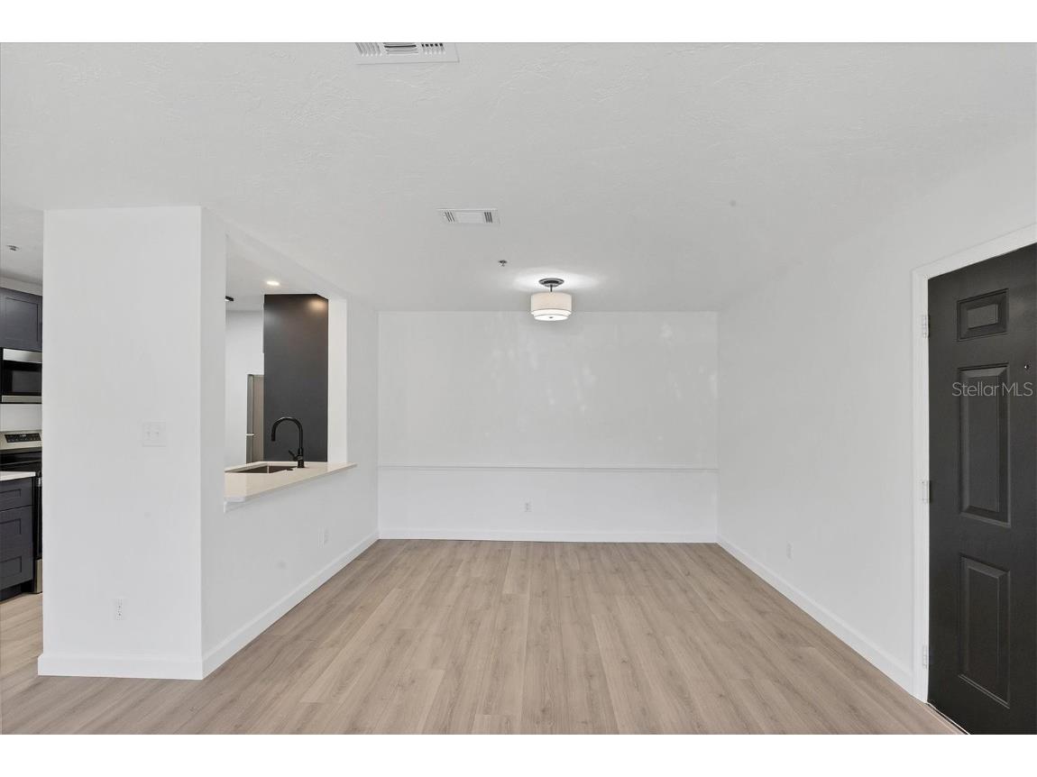 4008 Crockers Lake Boulevard #11 Sarasota FL 34238 A4666434 image19