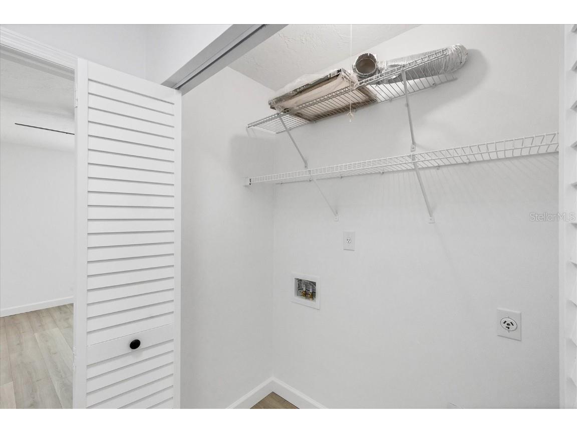 4008 Crockers Lake Boulevard #11 Sarasota FL 34238 A4666434 image28