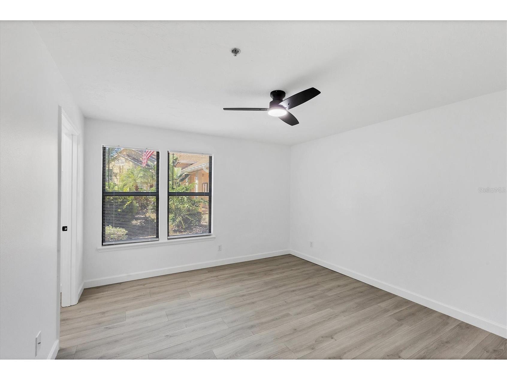 4008 Crockers Lake Boulevard #11 Sarasota FL 34238 A4686347 image11