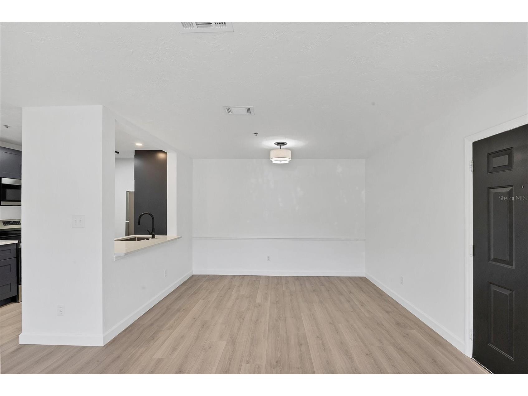 4008 Crockers Lake Boulevard #11 Sarasota FL 34238 A4686347 image16