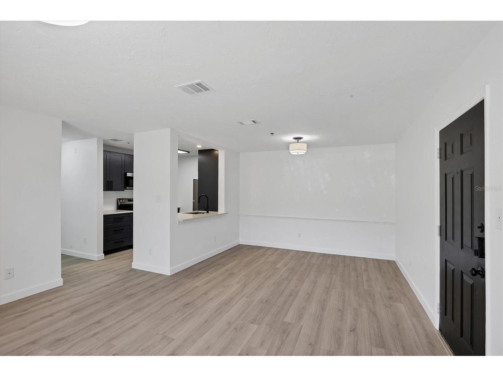 4008 Crockers Lake Boulevard #11 Sarasota FL 34238 A4686347 image20