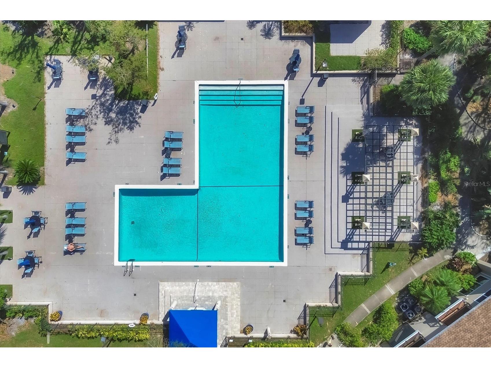 4008 Crockers Lake Boulevard #11 Sarasota FL 34238 A4686347 image34