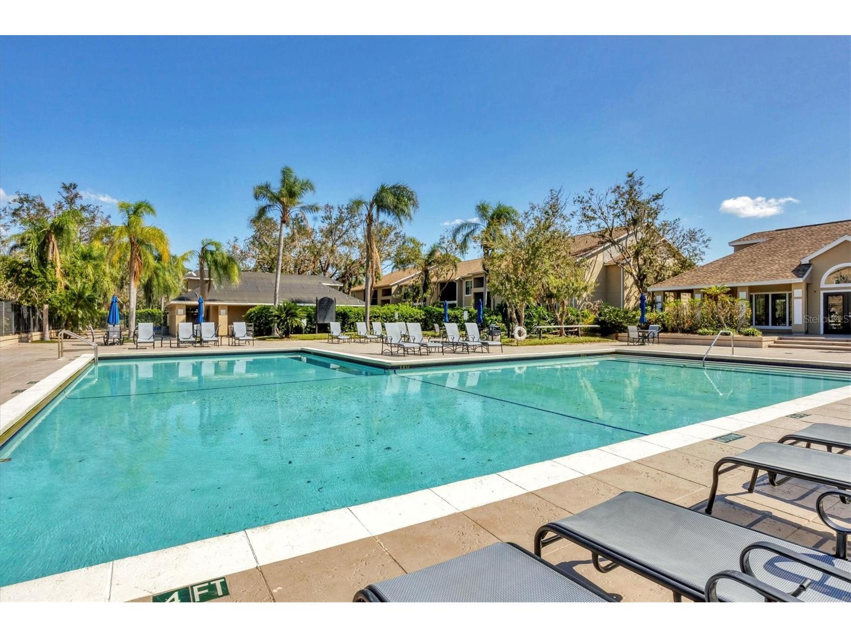 4008 Crockers Lake Boulevard #11 Sarasota FL 34238 A4686347 image39