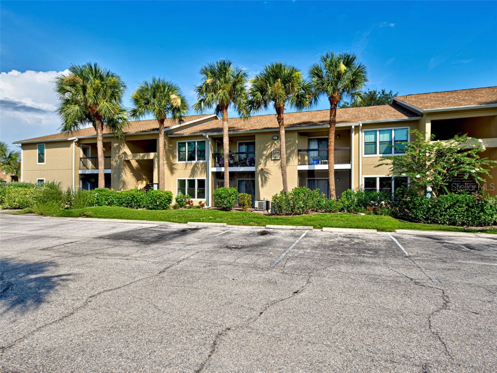4008 Crockers Lake Boulevard #22 Sarasota FL 34238 A4659699 image1