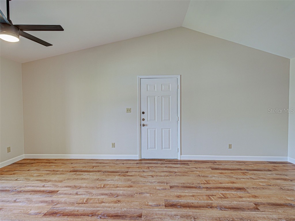 4008 Crockers Lake Boulevard #22 Sarasota FL 34238 A4659699 image11