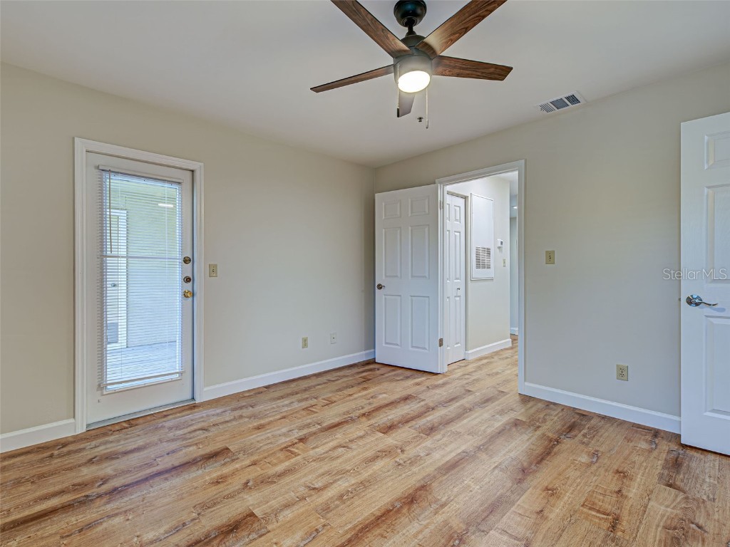 4008 Crockers Lake Boulevard #22 Sarasota FL 34238 A4659699 image24