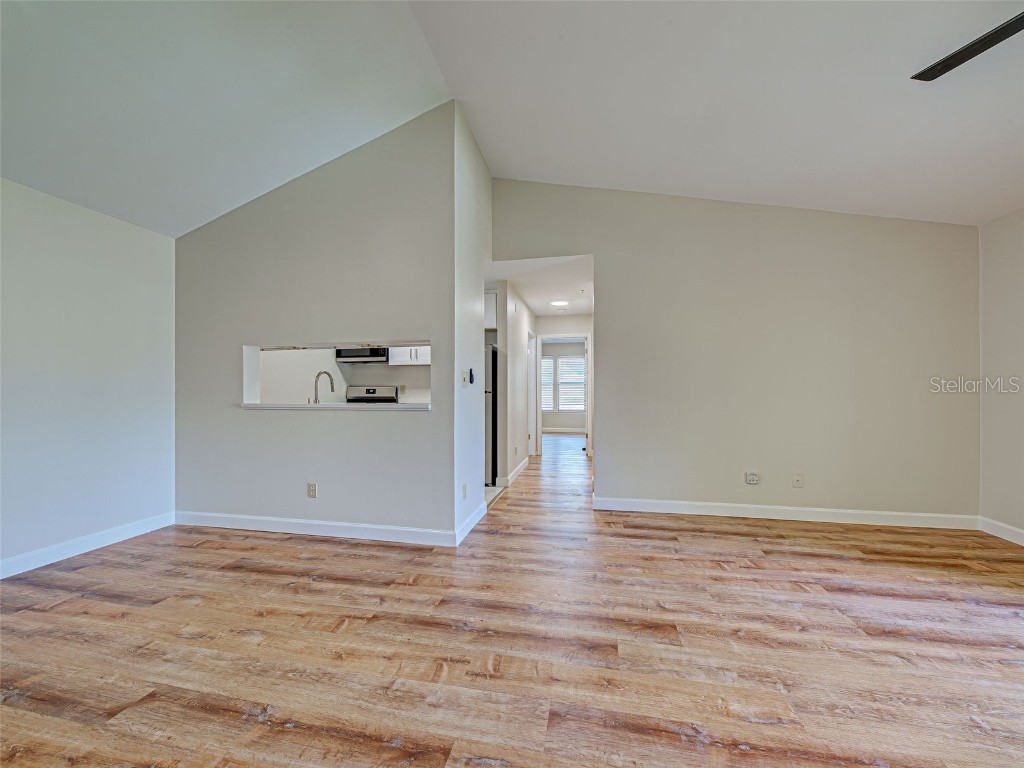 4008 Crockers Lake Boulevard #22 Sarasota FL 34238 A4659699 image3