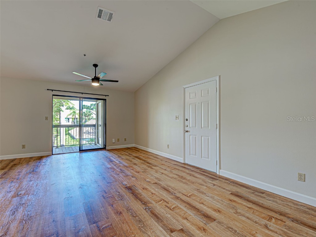 4008 Crockers Lake Boulevard #22 Sarasota FL 34238 A4659699 image9