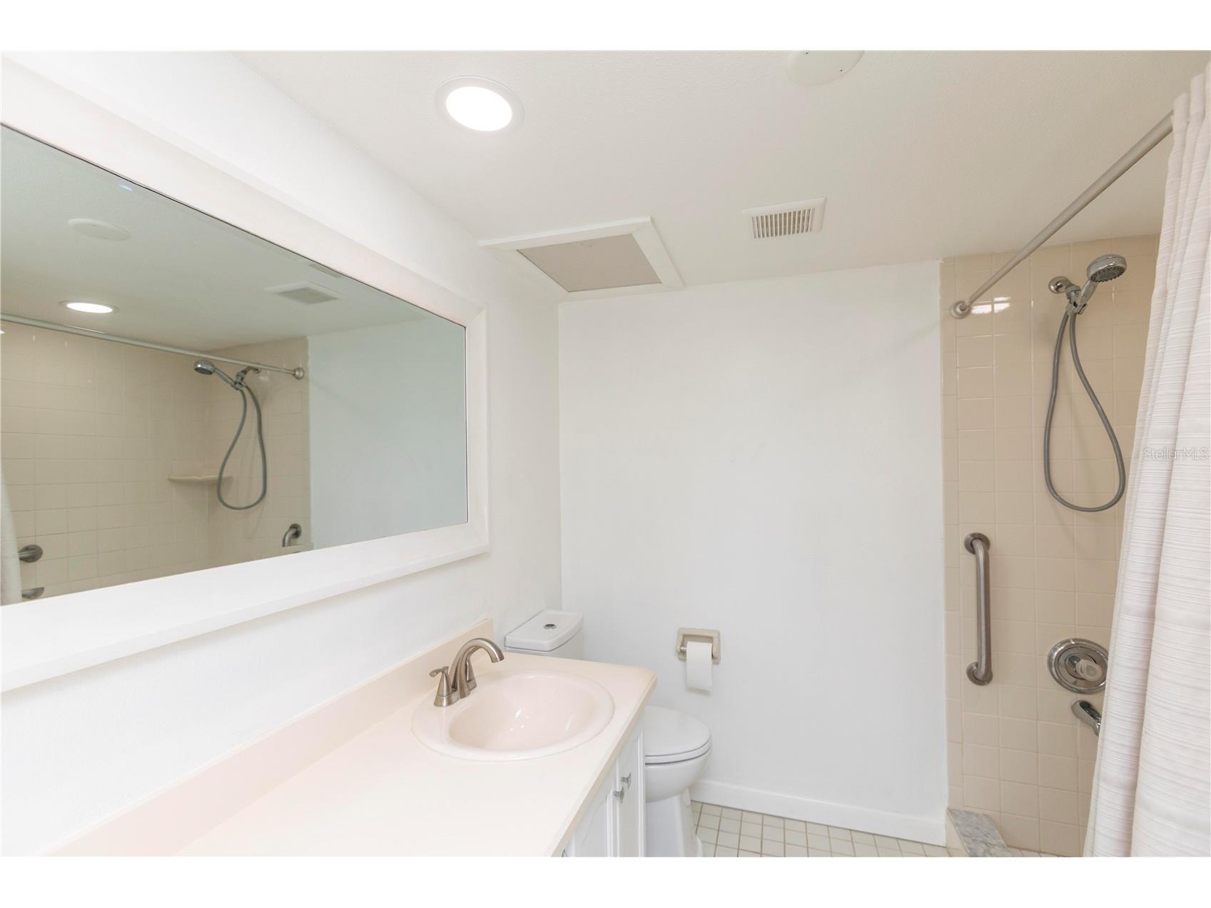 4008 Passport Lane #104 New Port Richey FL 34653 W7887371 image22