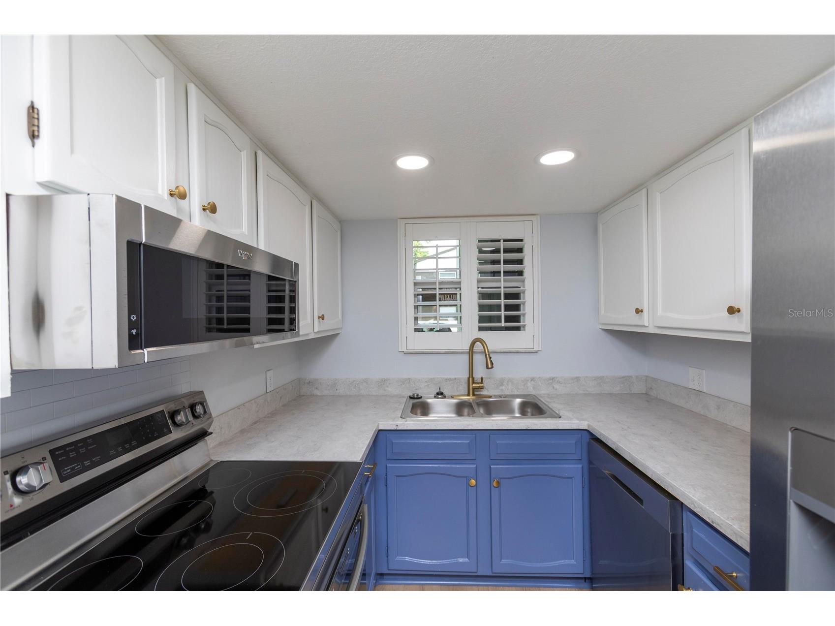 4008 Passport Lane #104 New Port Richey FL 34653 W7887371 image5