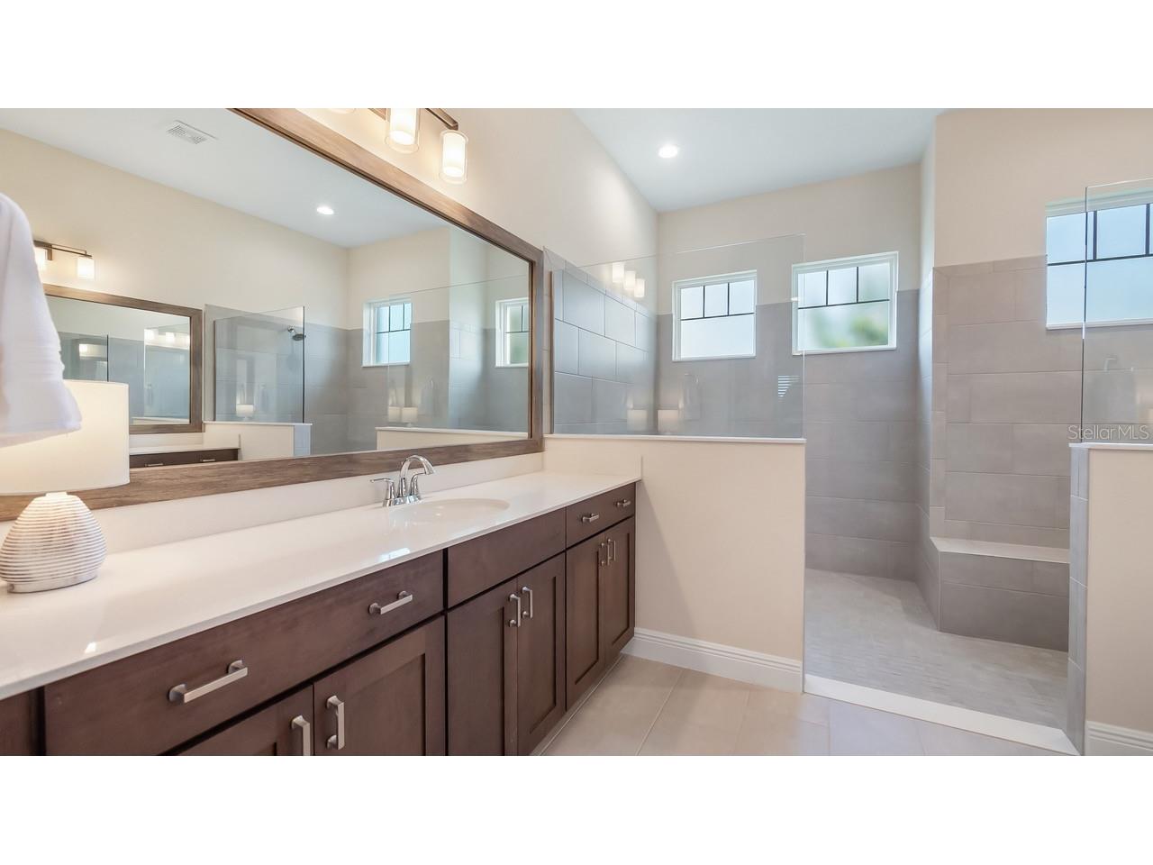 4008 Pinnacle Place Court Lady Lake FL 32159 - LAKE GRIFFIN G5114118 image26
