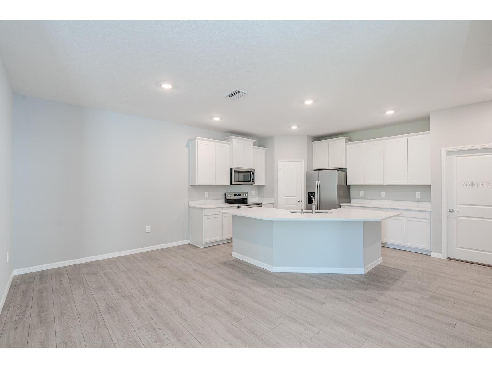 4008 Westwood Fields Loop Plant City FL 33565 TB8511068 image11