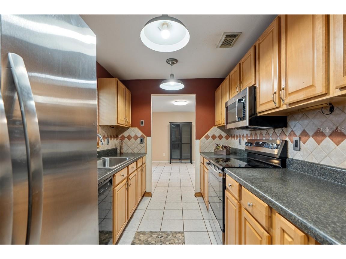 4008 Windswept Avenue Spring Hill FL 34606 W7878835 image9