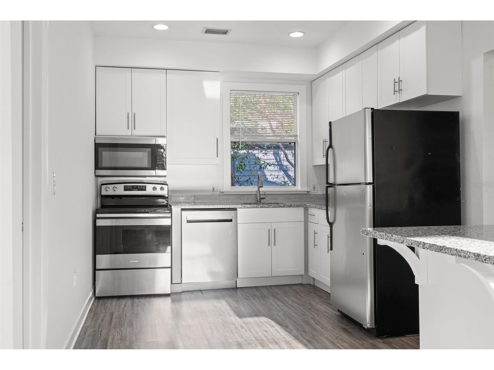 4009 Burlington Avenue N Saint Petersburg FL 33713 TB8462454 image20