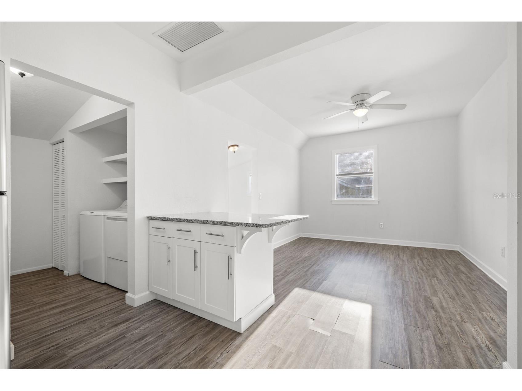 4009 Burlington Avenue N Saint Petersburg FL 33713 TB8462454 image23