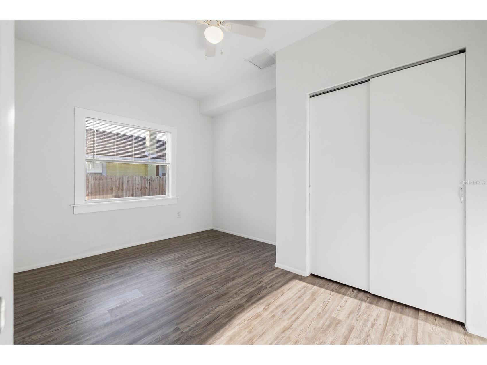 4009 Burlington Avenue N Saint Petersburg FL 33713 TB8462454 image27