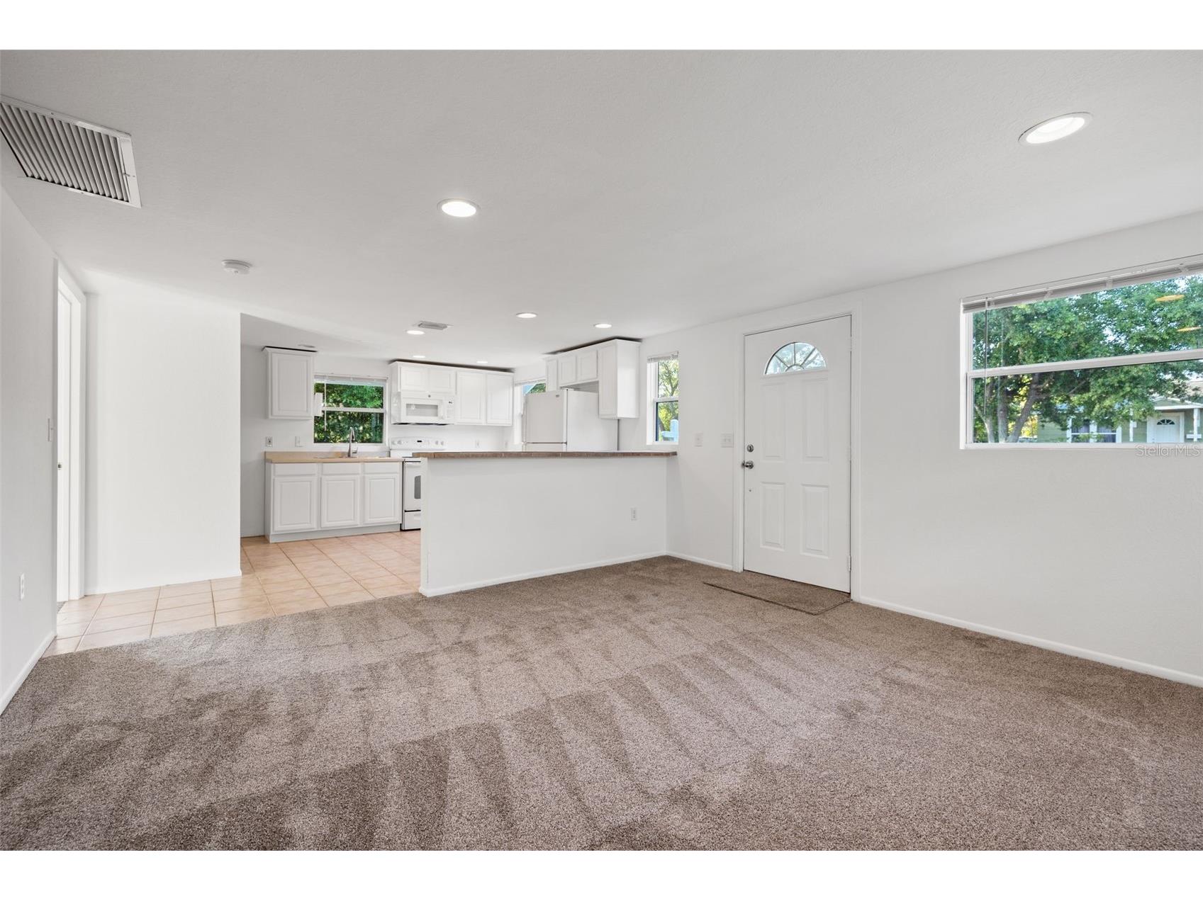 4009 Burlington Avenue N Saint Petersburg FL 33713 TB8462454 image3