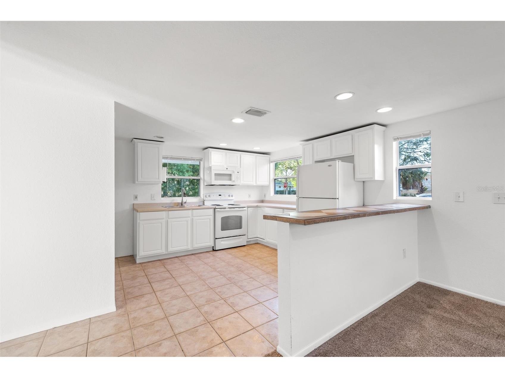 4009 Burlington Avenue N Saint Petersburg FL 33713 TB8462454 image5