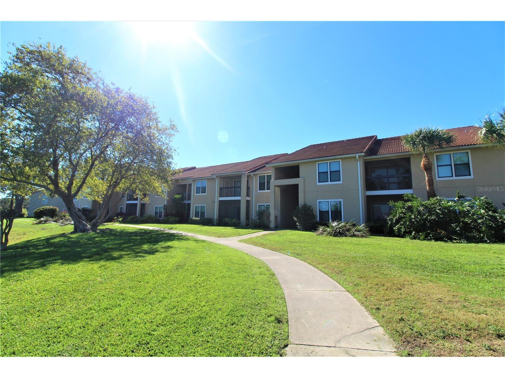 4009 Crockers Lake Boulevard #11 Sarasota FL 34238 A4698681 image1