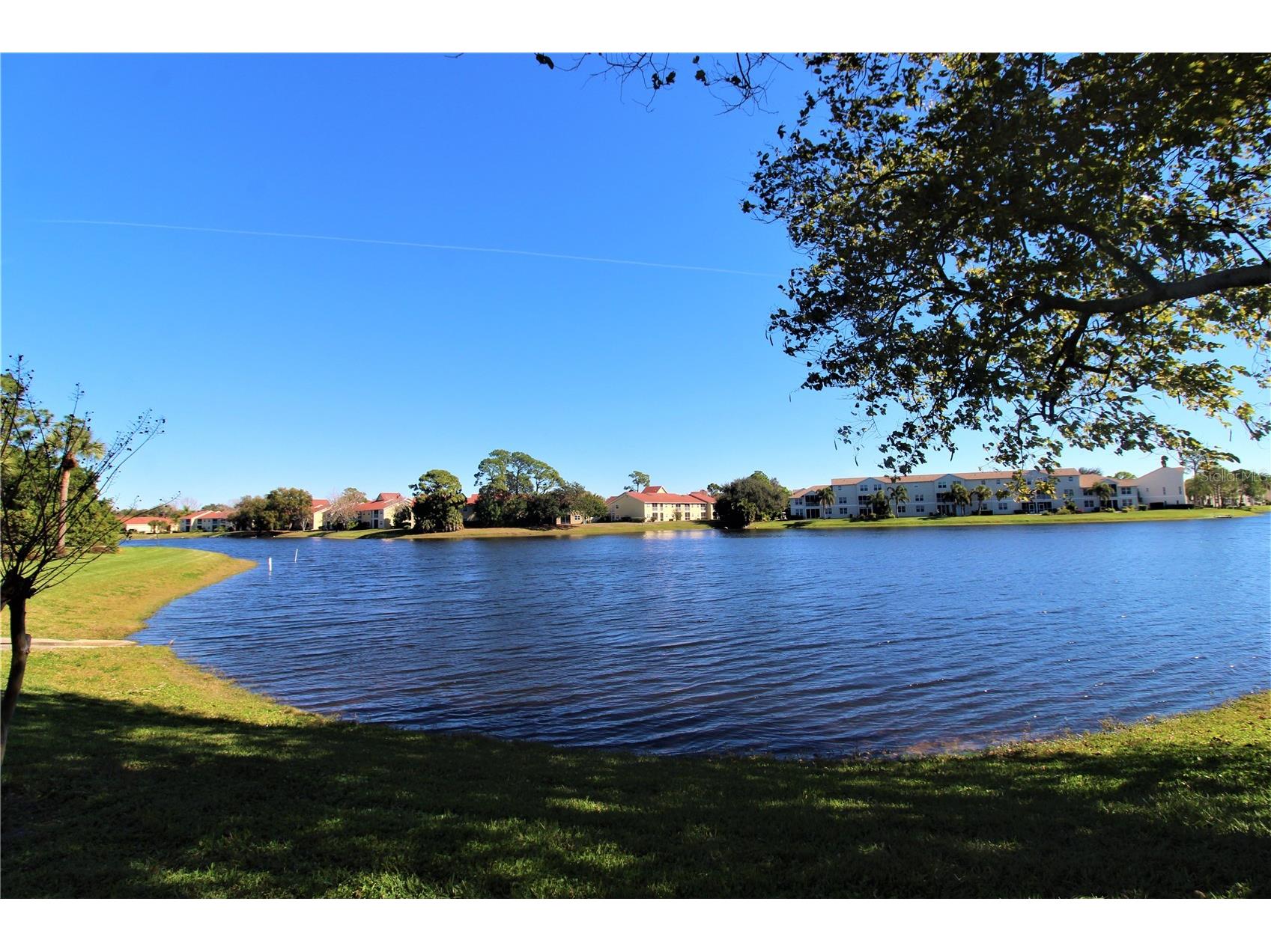 4009 Crockers Lake Boulevard #11 Sarasota FL 34238 A4698681 image17