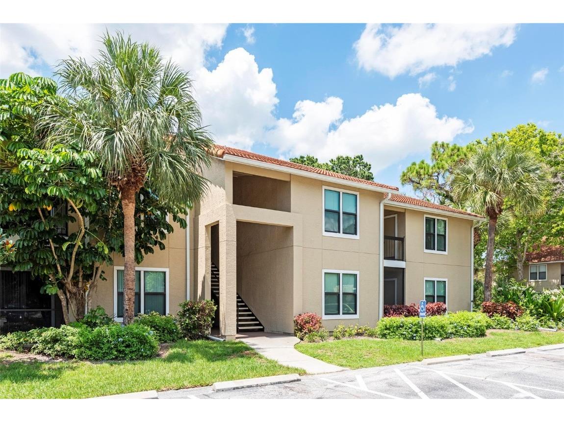 4009 Crockers Lake Boulevard #27 Sarasota FL 34238 A4558165 image1