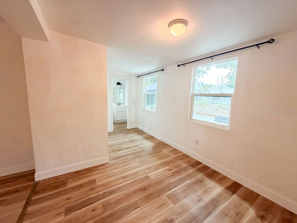 4009 Deleuil Avenue Tampa FL 33610 TB8494966 image24