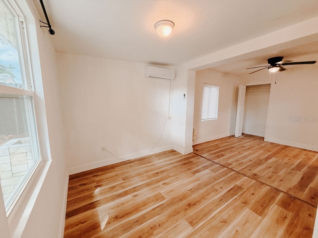 4009 Deleuil Avenue Tampa FL 33610 TB8494966 image25