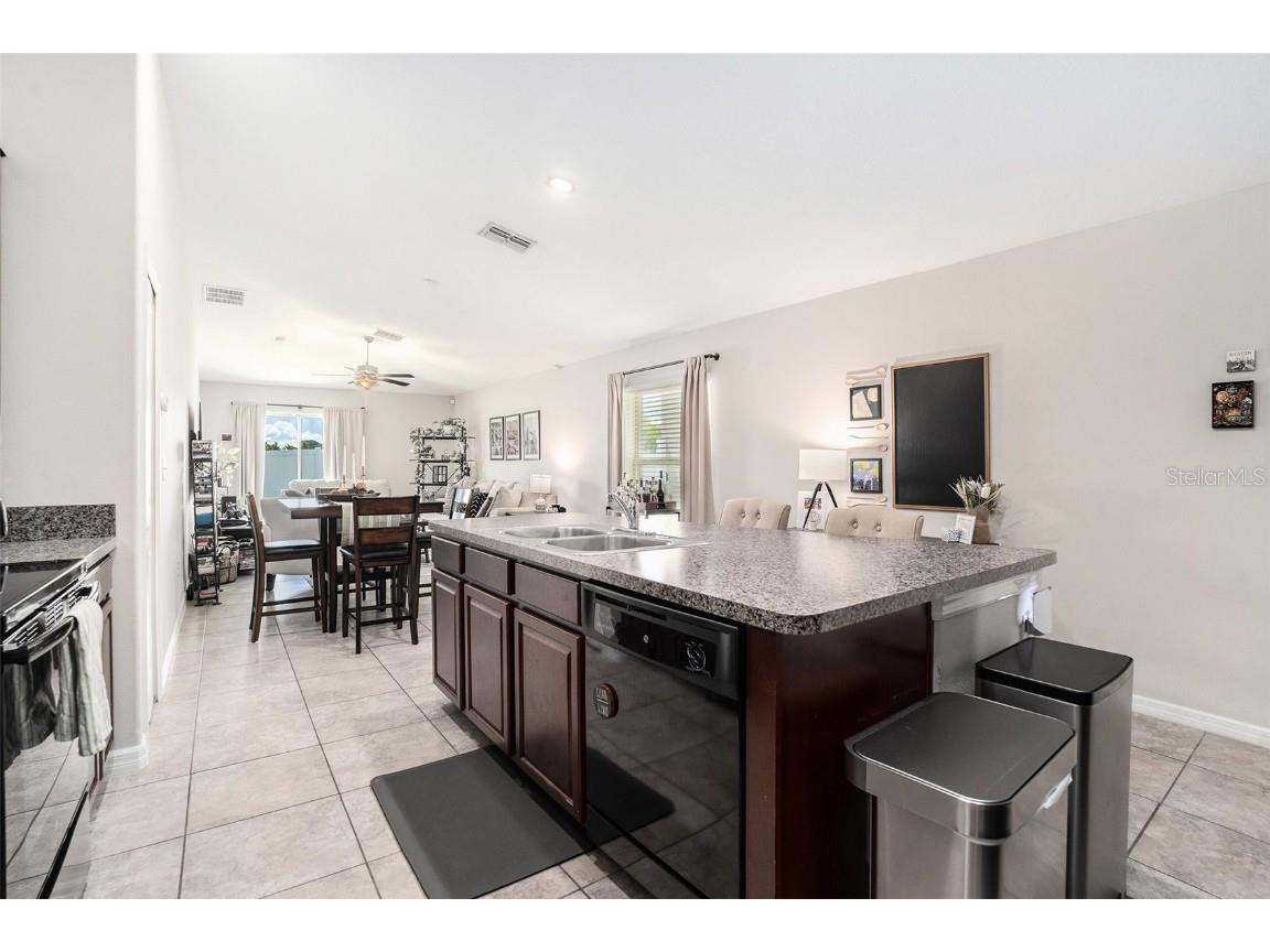 4009 Globe Thistle Drive Tampa FL 33619 TB8411592 image14