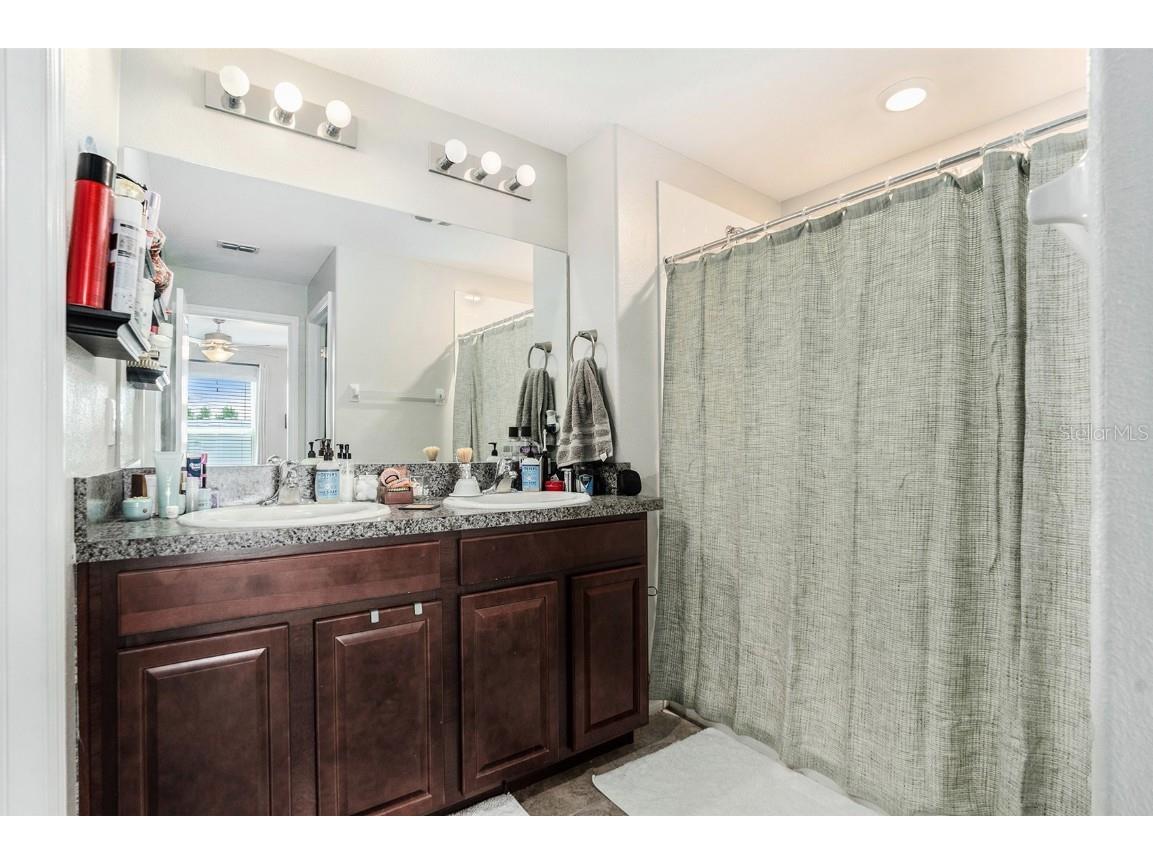 4009 Globe Thistle Drive Tampa FL 33619 TB8411592 image21