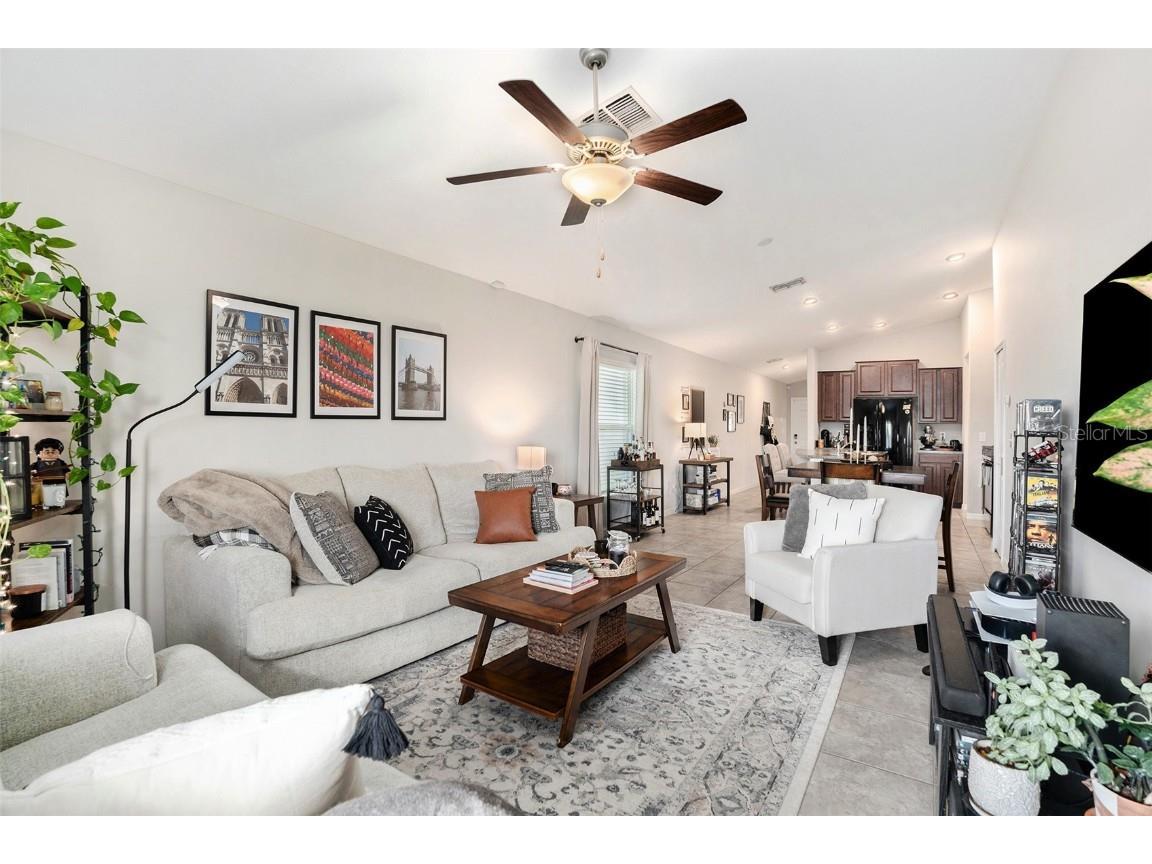 4009 Globe Thistle Drive Tampa FL 33619 TB8411592 image8