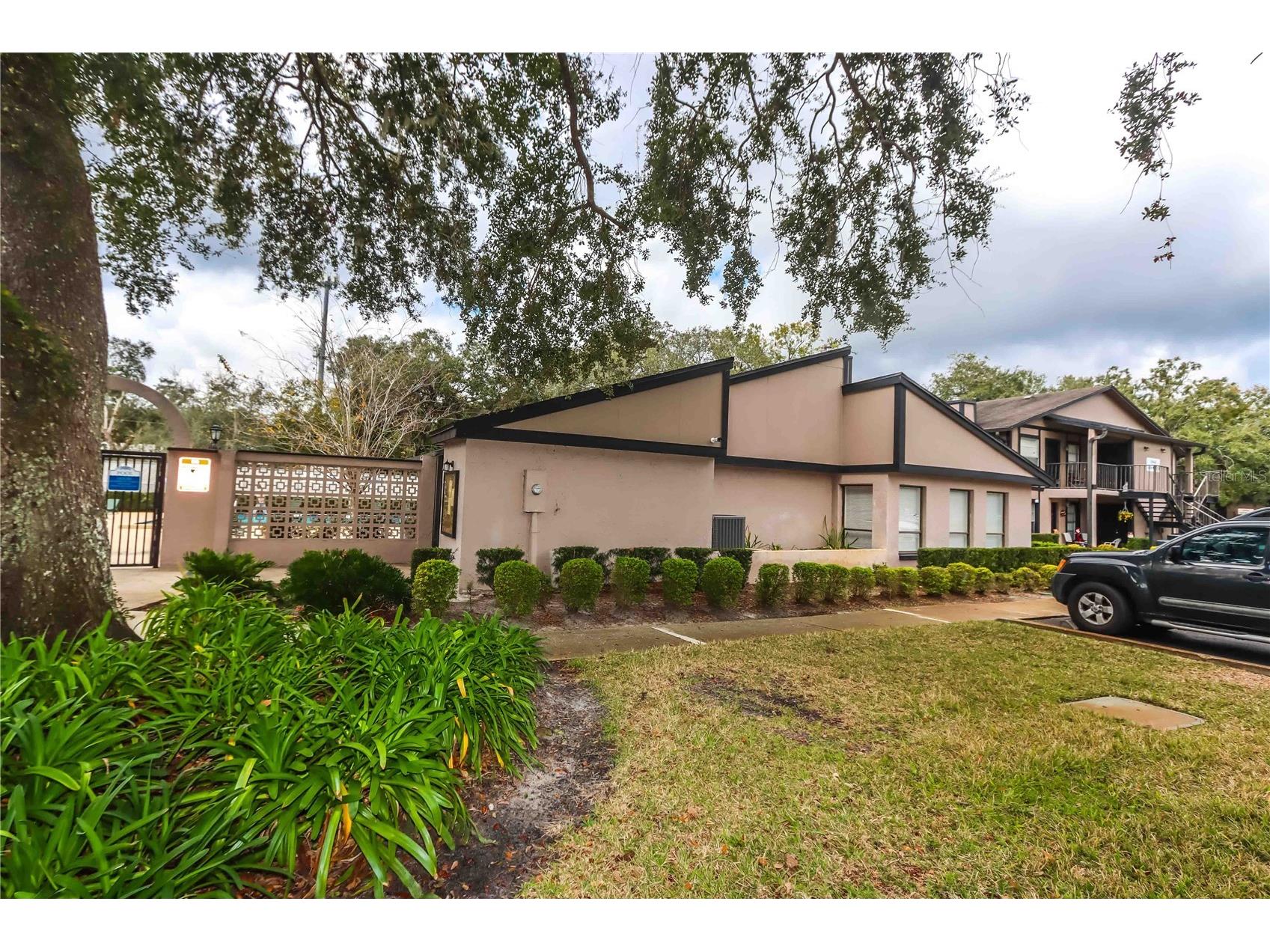 4009 Nestle Oaks Place #104 Tampa FL 33613 TB8463784 image15
