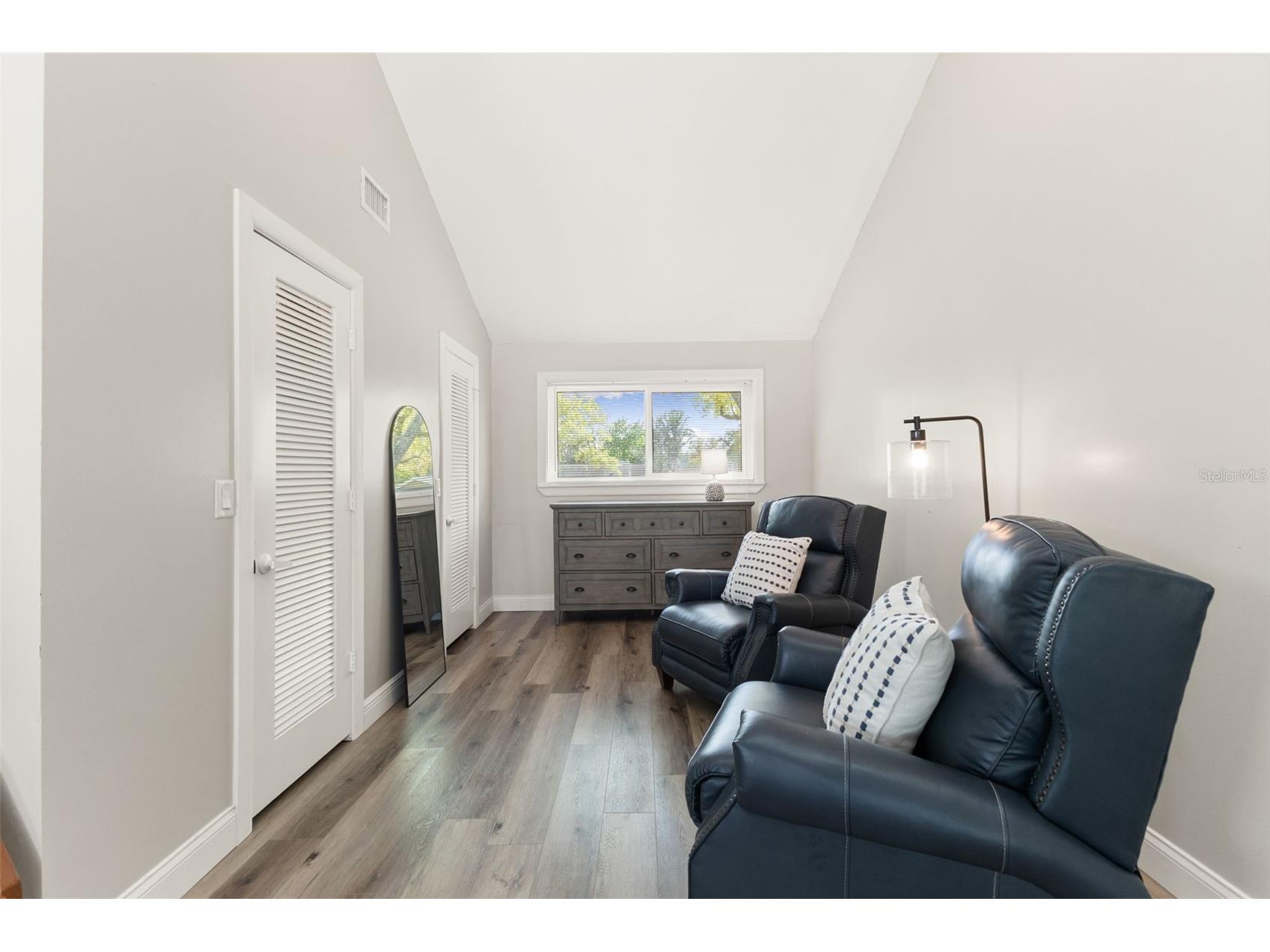 4009 Priory Circle Tampa FL 33618 TB8489893 image45