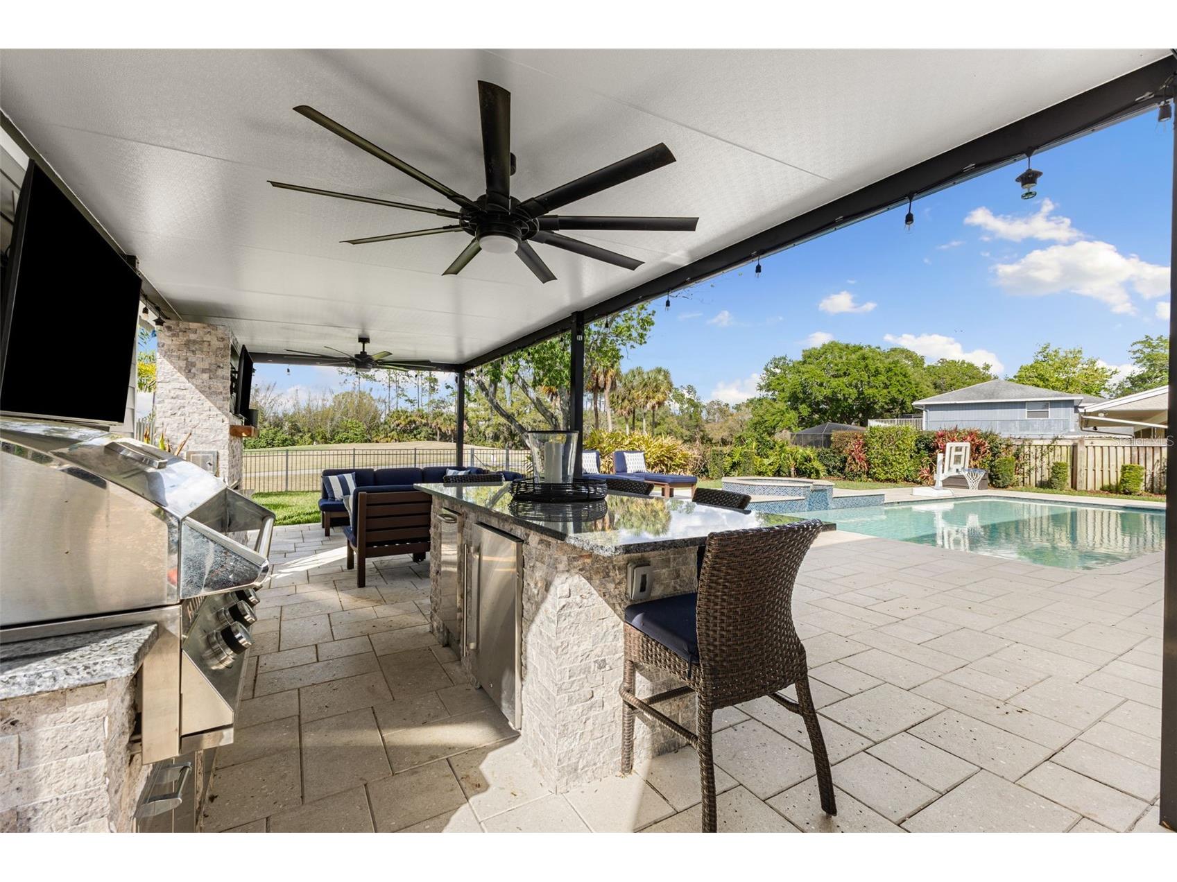 4009 Priory Circle Tampa FL 33618 TB8489893 image59