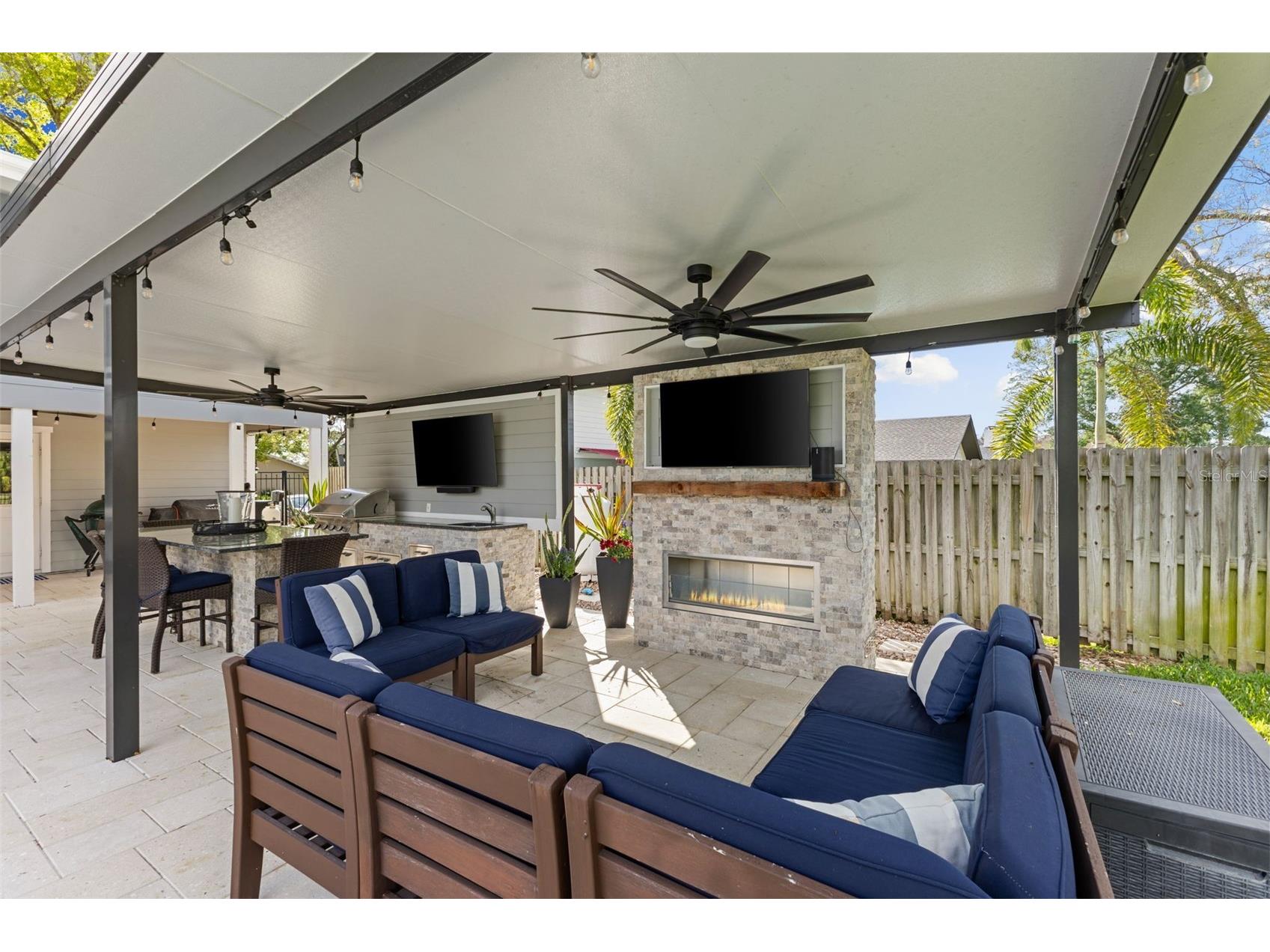4009 Priory Circle Tampa FL 33618 TB8489893 image68