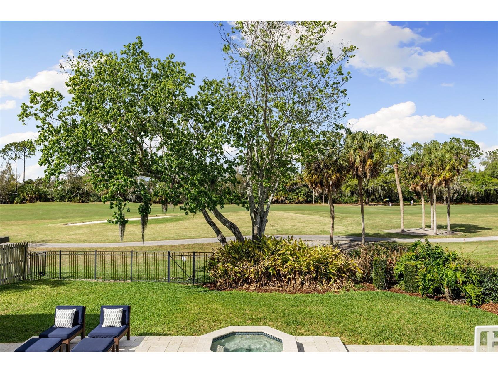 4009 Priory Circle Tampa FL 33618 TB8489893 image83