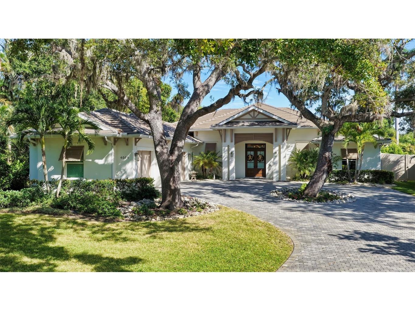 4009 Red Rock Lane Sarasota FL 34231 A4671734 image1