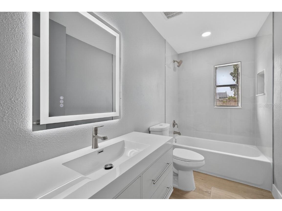 4009 W Wallace Avenue Tampa FL 33611 TB8435351 image15