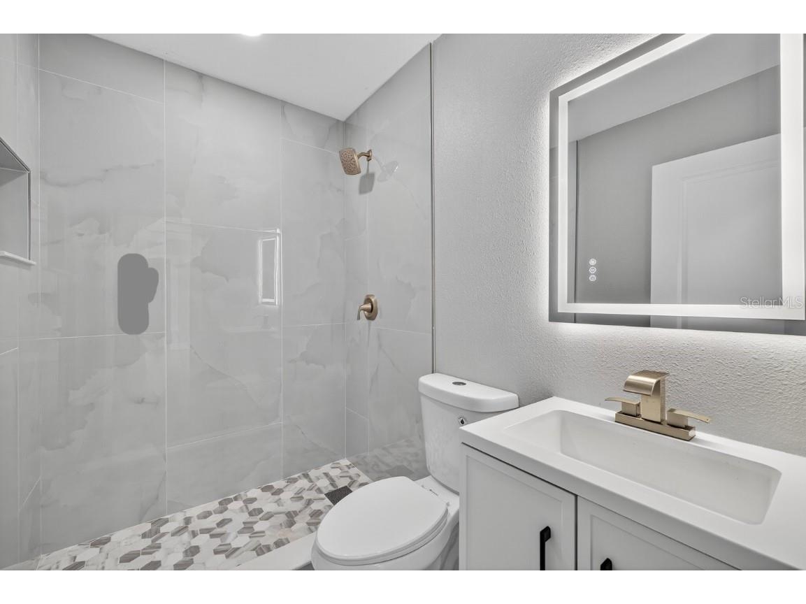 4009 W Wallace Avenue Tampa FL 33611 TB8435351 image3