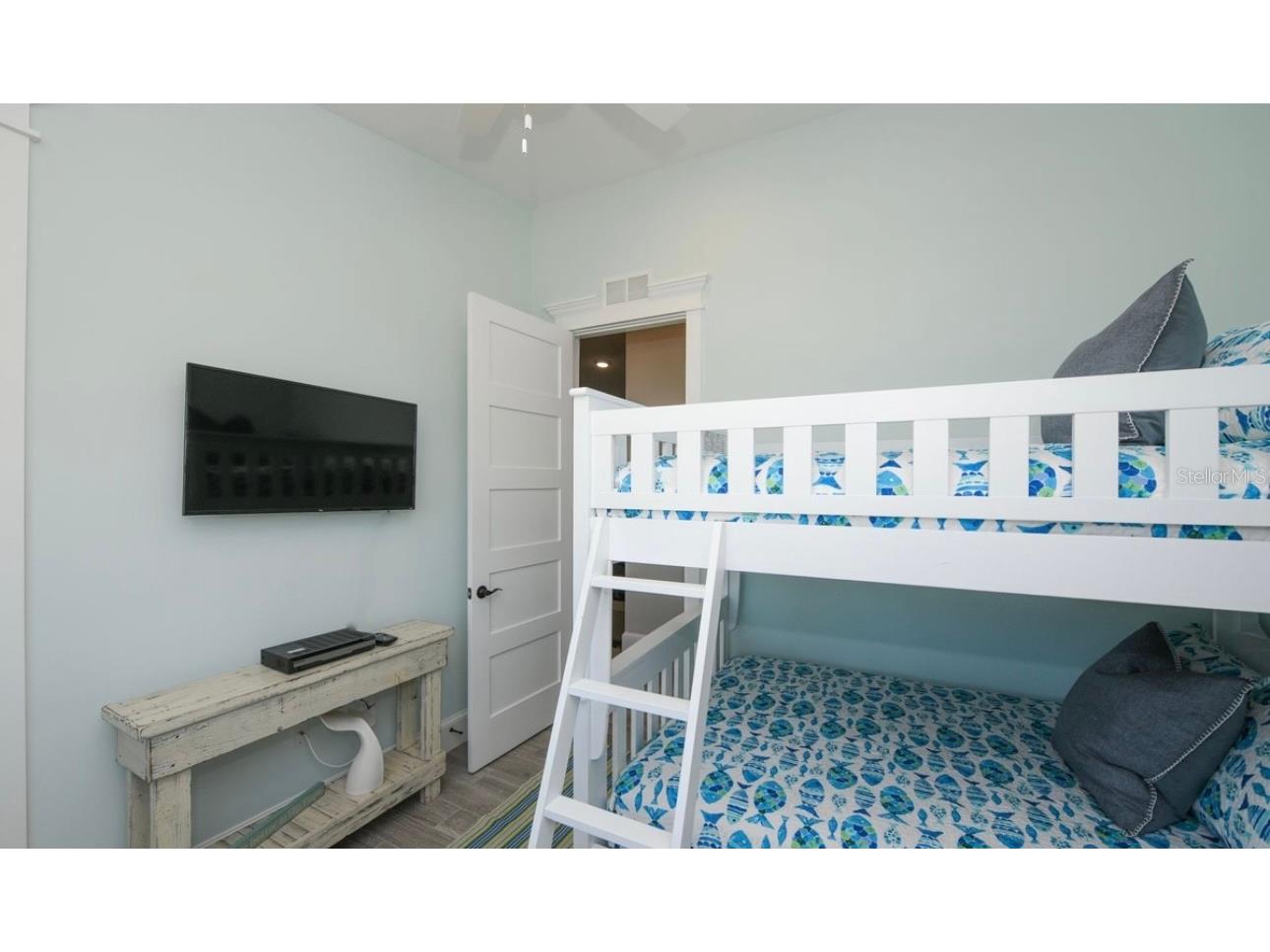 401 20th Place Bradenton Beach FL 34217 A4671160 image38