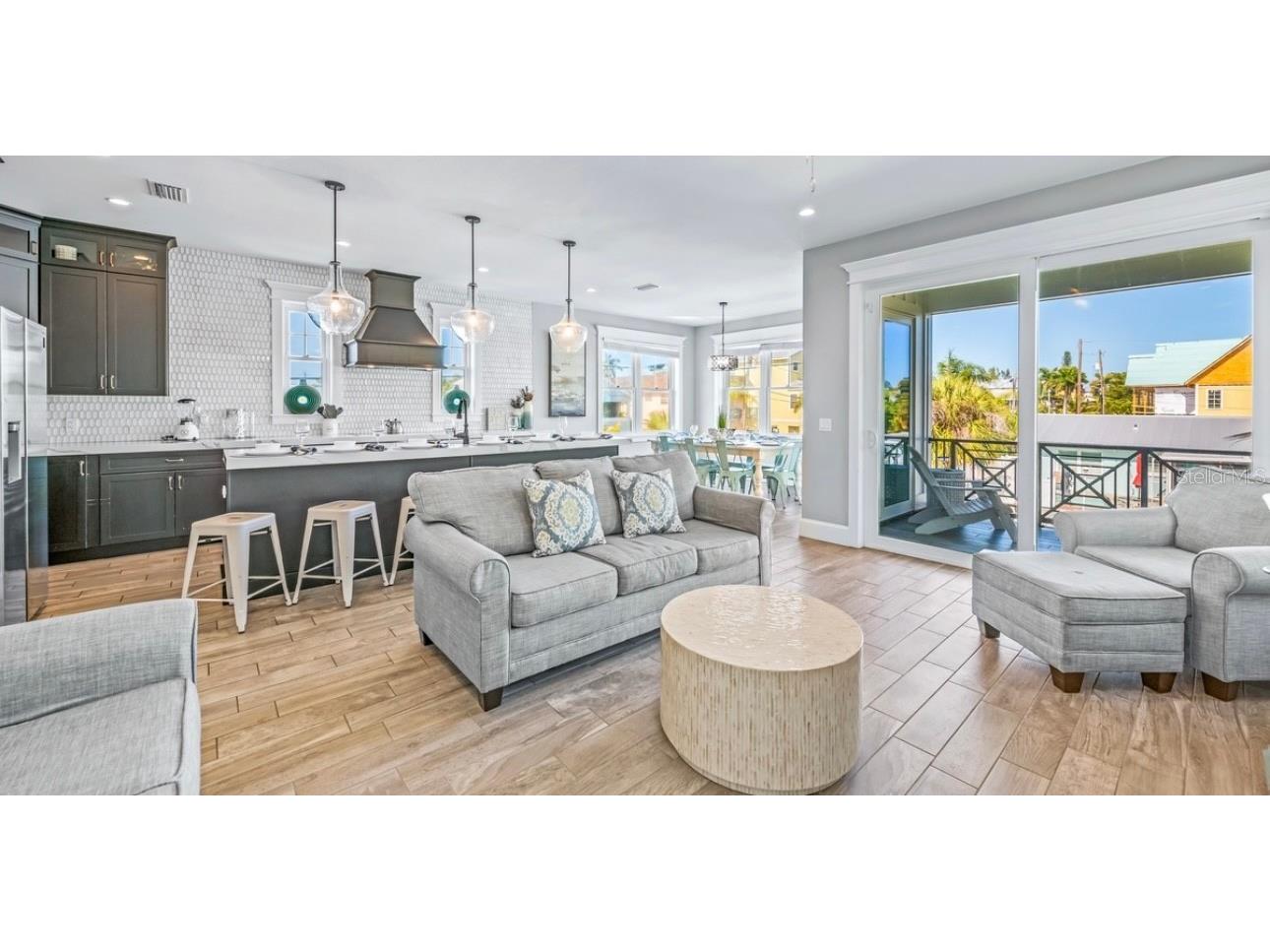 401 20th Place Bradenton Beach FL 34217 A4671160 image6