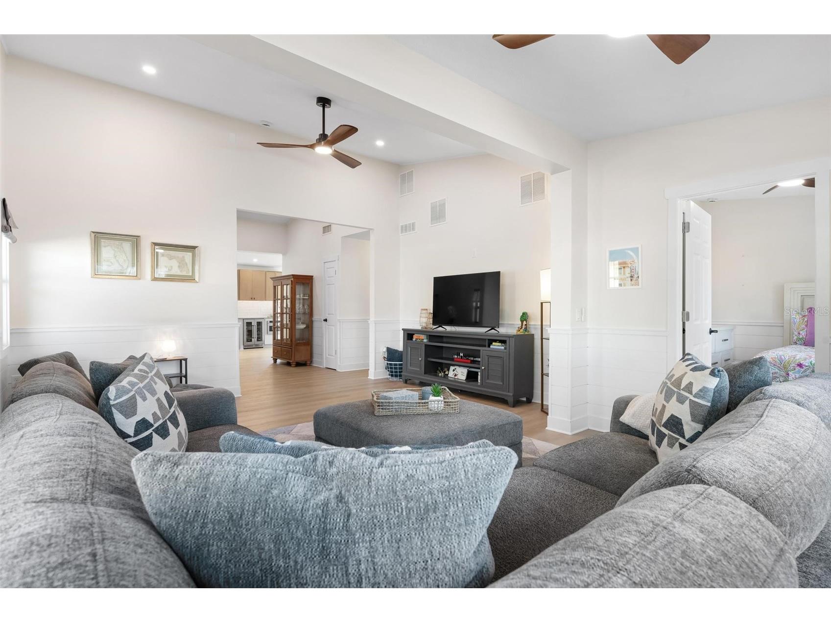 401 28th Street Holmes Beach FL 34217 A4681048 image18