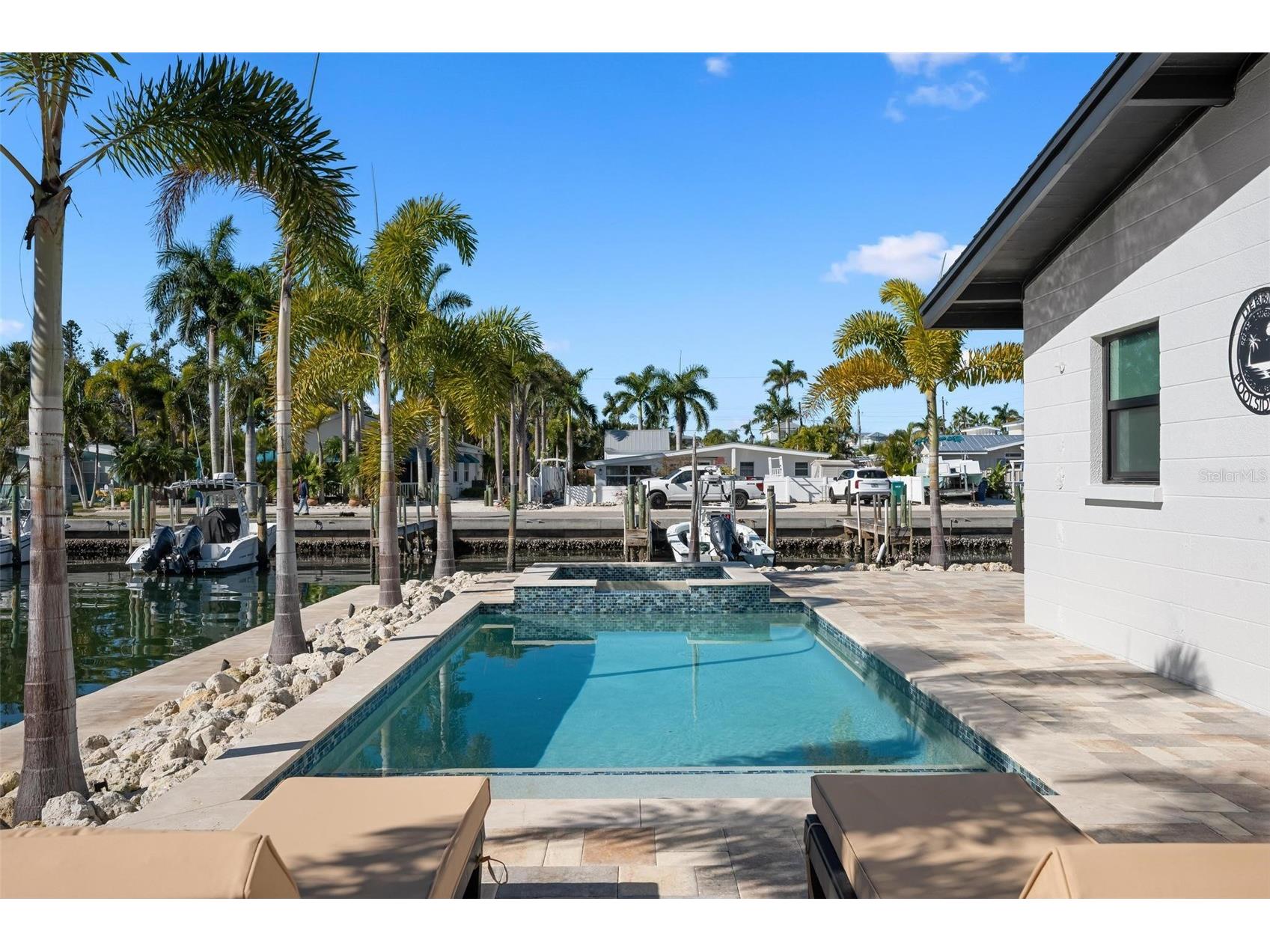 401 28th Street Holmes Beach FL 34217 A4681048 image44